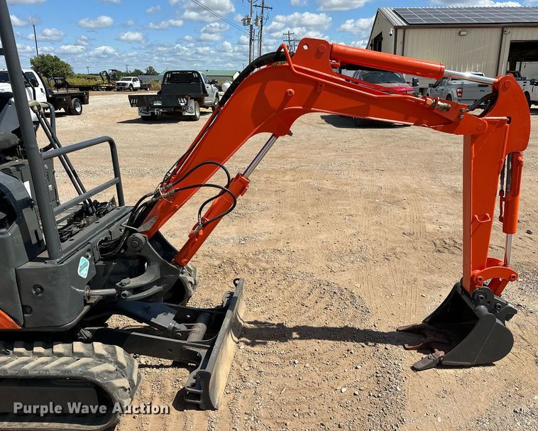 image for item EJ8993 2010 Hitachi  ZX17UNA-2 mini excavator