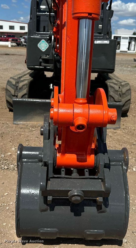 image for item EJ8993 2010 Hitachi  ZX17UNA-2 mini excavator