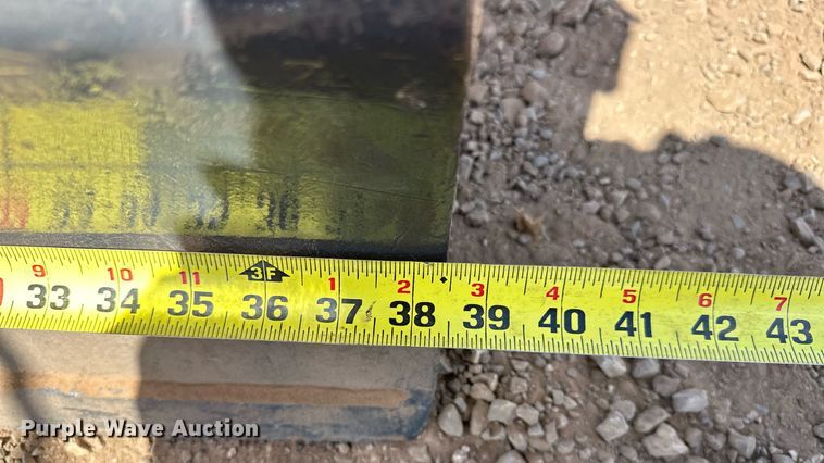 image for item EJ8993 2010 Hitachi  ZX17UNA-2 mini excavator