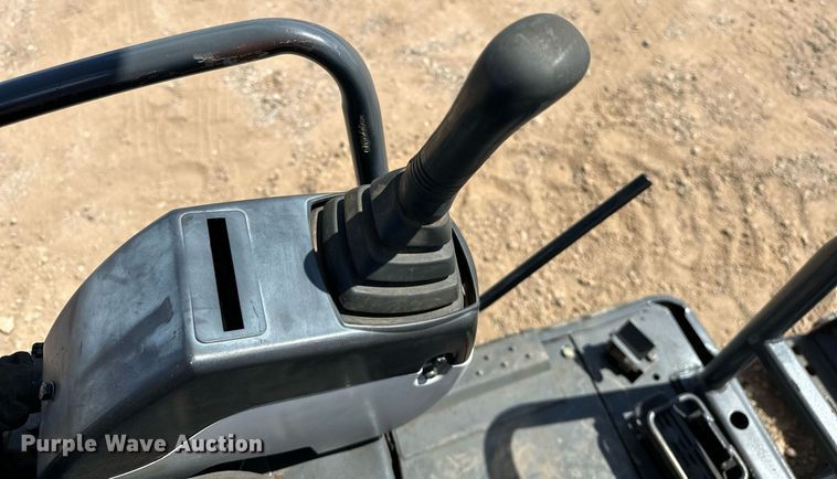 image for item EJ8993 2010 Hitachi  ZX17UNA-2 mini excavator