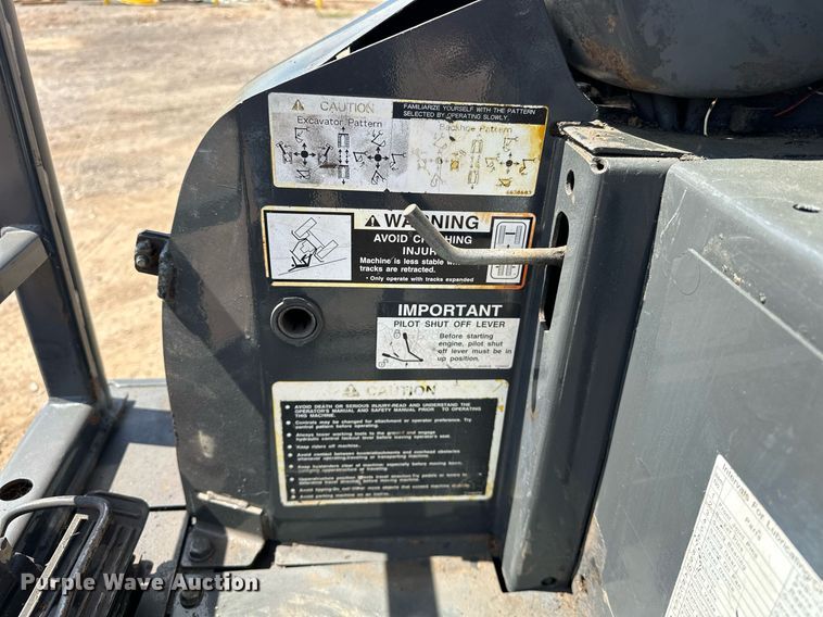 image for item EJ8993 2010 Hitachi  ZX17UNA-2 mini excavator