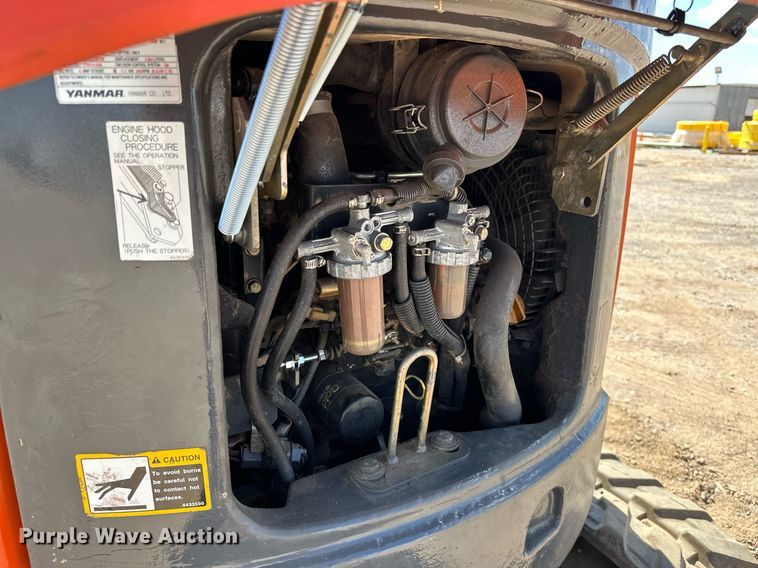 image for item EJ8993 2010 Hitachi  ZX17UNA-2 mini excavator