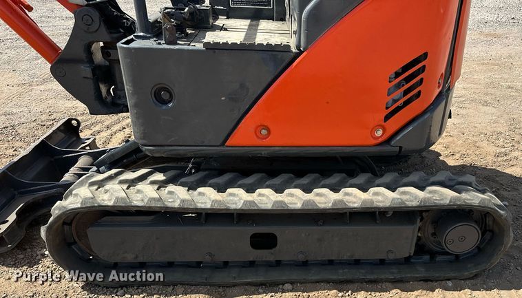 image for item EJ8993 2010 Hitachi  ZX17UNA-2 mini excavator