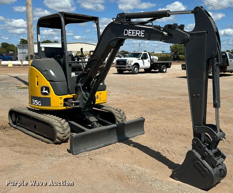 image for item EJ8994 2014 John Deere 35G mini excavator