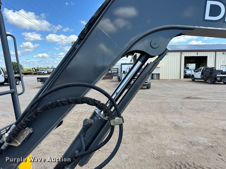 image for item EJ8994 2014 John Deere 35G mini excavator