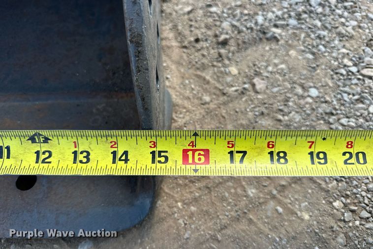 image for item EJ8994 2014 John Deere 35G mini excavator