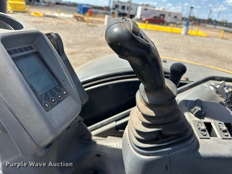 image for item EJ8994 2014 John Deere 35G mini excavator