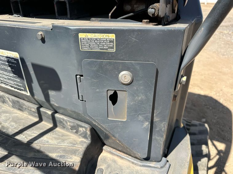 image for item EJ8994 2014 John Deere 35G mini excavator