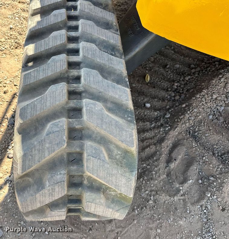 image for item EJ8994 2014 John Deere 35G mini excavator