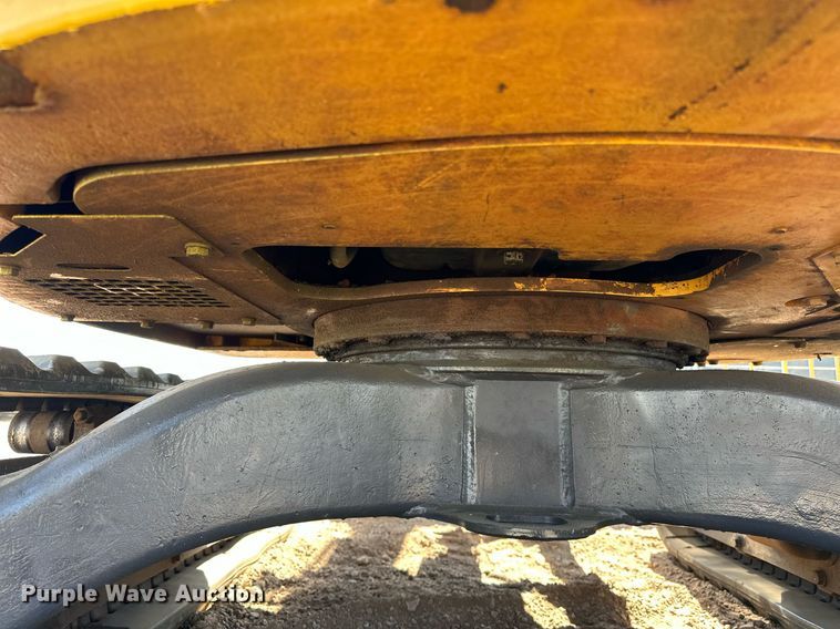 image for item EJ8994 2014 John Deere 35G mini excavator