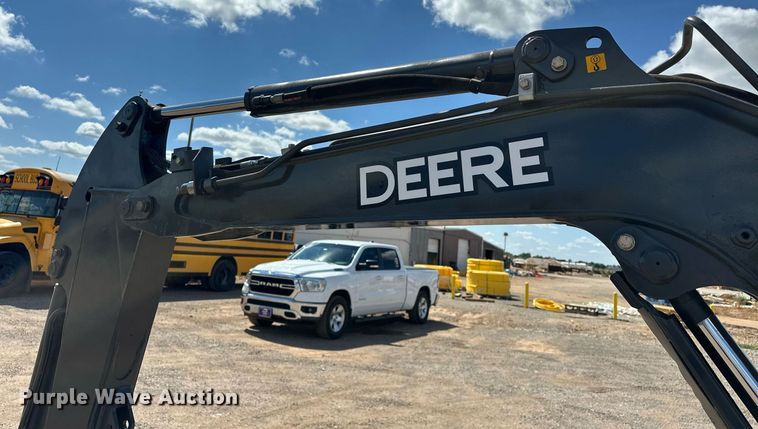 image for item EJ8995 2016 John Deere 35G mini excavator