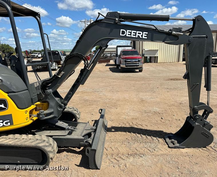 image for item EJ8995 2016 John Deere 35G mini excavator