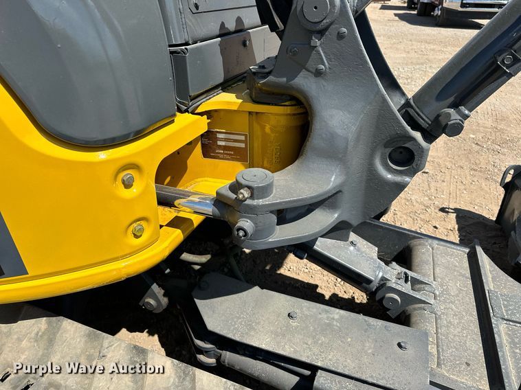 image for item EJ8995 2016 John Deere 35G mini excavator