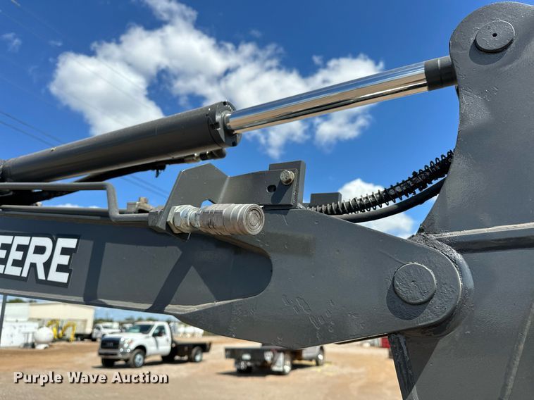 image for item EJ8995 2016 John Deere 35G mini excavator