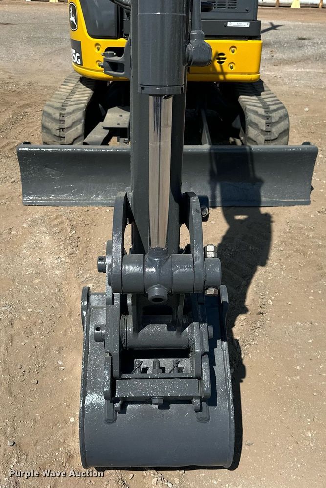 image for item EJ8995 2016 John Deere 35G mini excavator