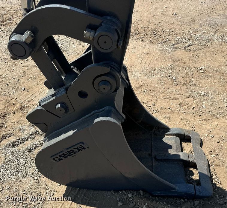 image for item EJ8995 2016 John Deere 35G mini excavator