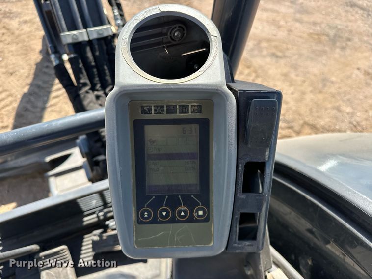 image for item EJ8995 2016 John Deere 35G mini excavator