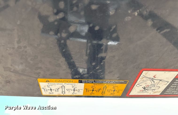 image for item EJ8995 2016 John Deere 35G mini excavator