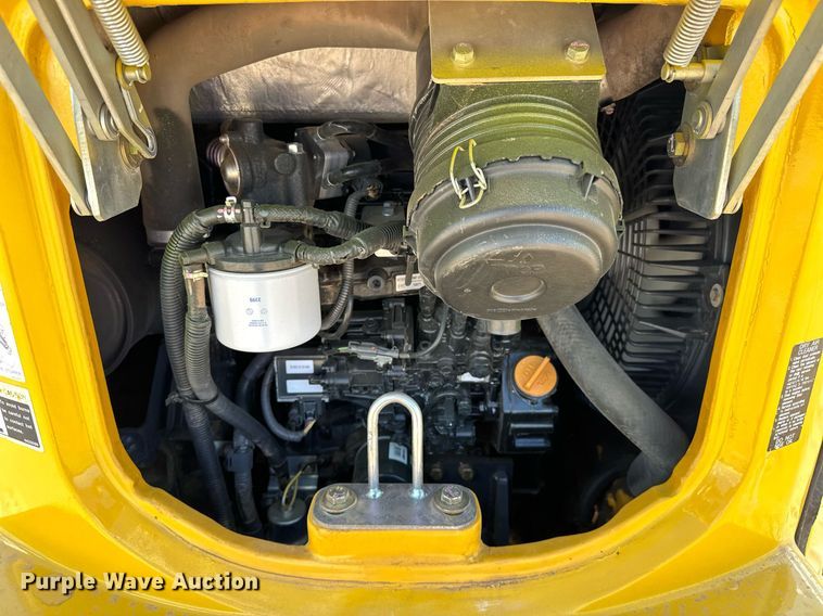 image for item EJ8995 2016 John Deere 35G mini excavator