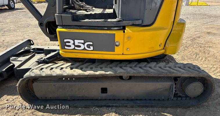 image for item EJ8995 2016 John Deere 35G mini excavator