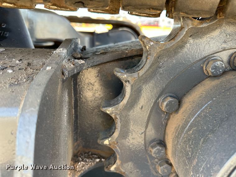 image for item EJ8995 2016 John Deere 35G mini excavator