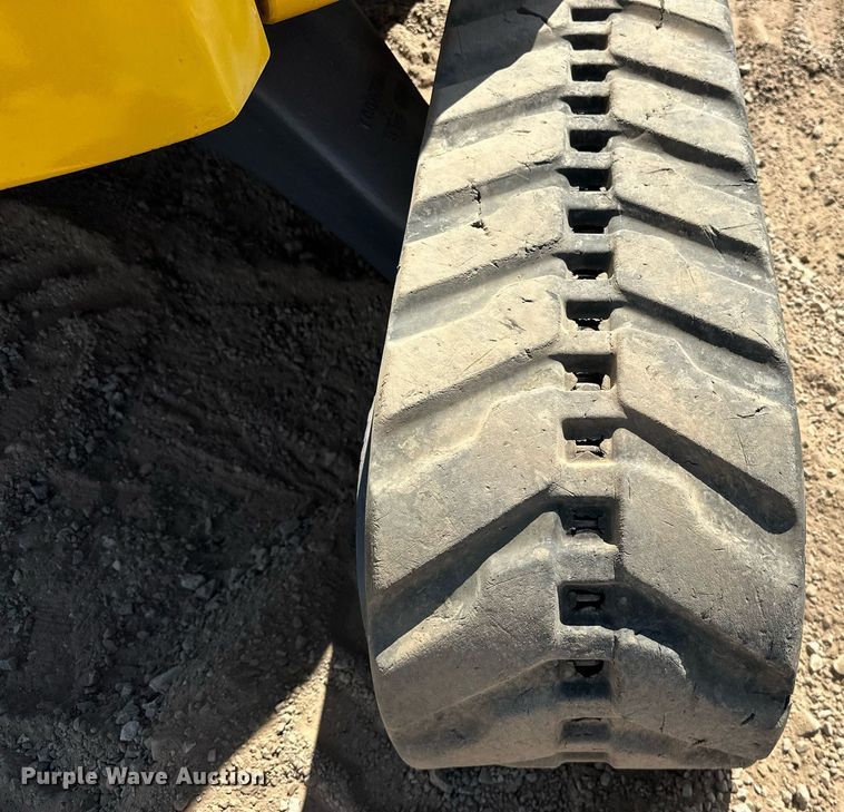 image for item EJ8995 2016 John Deere 35G mini excavator