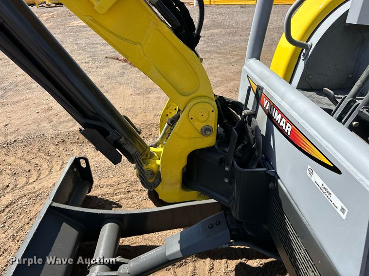 image for item EJ8996 2012 Yanmar ViO35 mini excavator