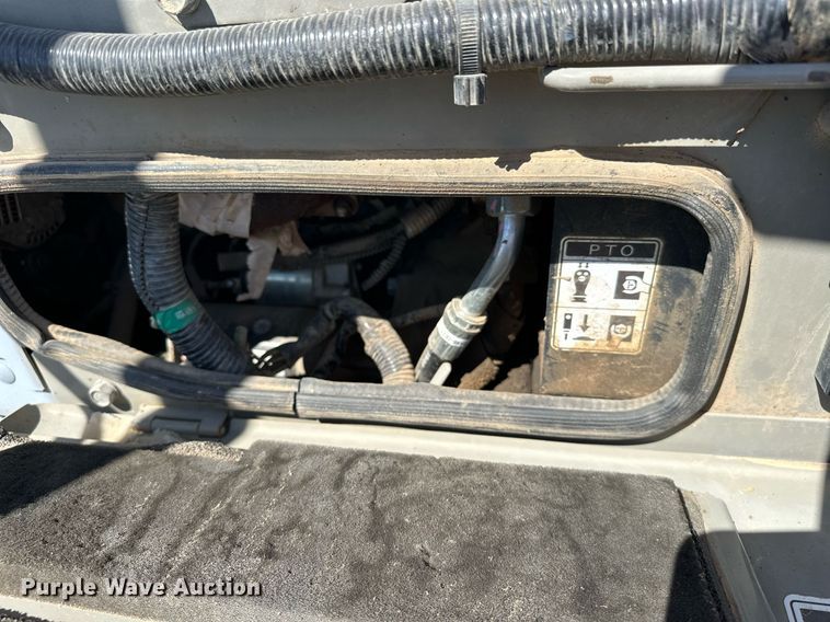 image for item EJ8996 2012 Yanmar ViO35 mini excavator