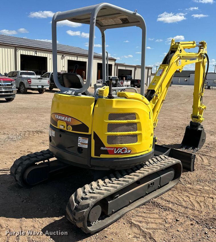 image for item EJ8997 2012 Yanmar Vi035-5B mini excavator