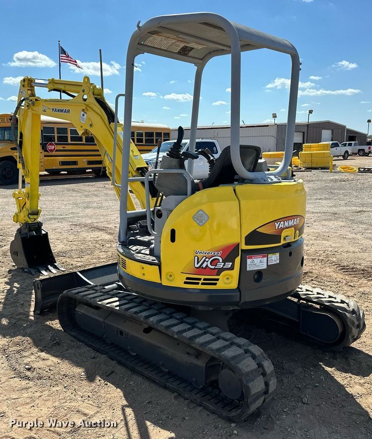 image for item EJ8997 2012 Yanmar Vi035-5B mini excavator