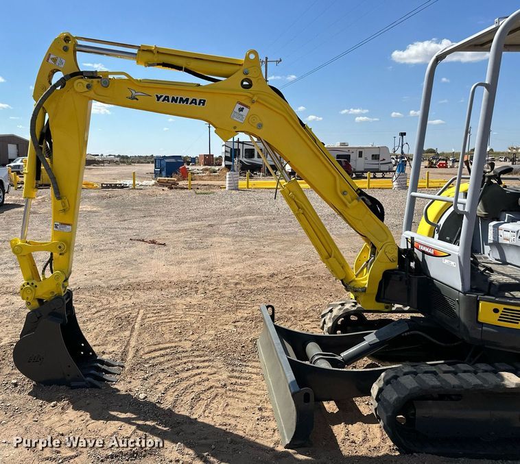 image for item EJ8997 2012 Yanmar Vi035-5B mini excavator