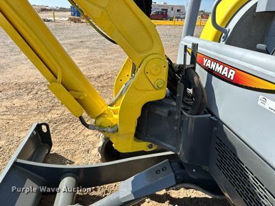 image for item EJ8997 2012 Yanmar Vi035-5B mini excavator