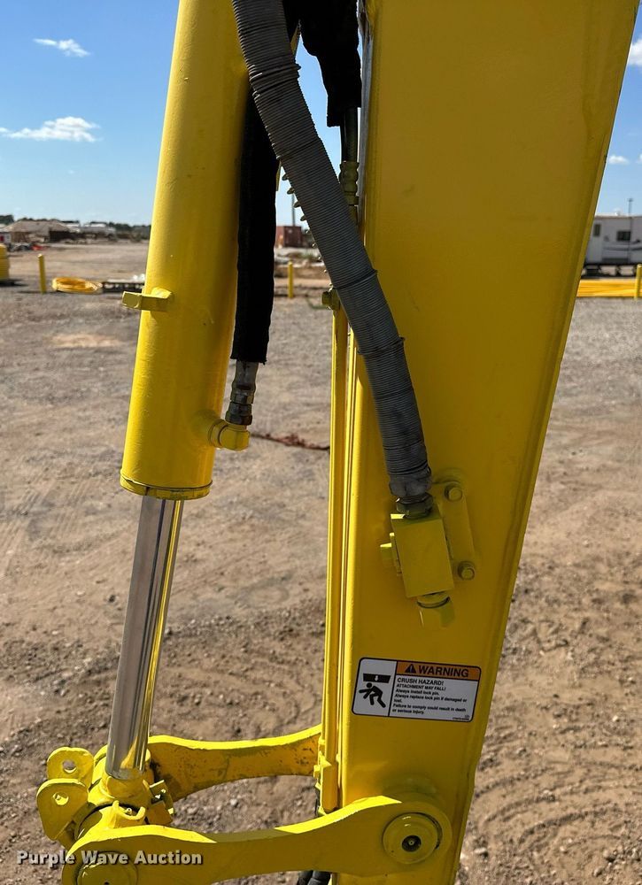 image for item EJ8997 2012 Yanmar Vi035-5B mini excavator