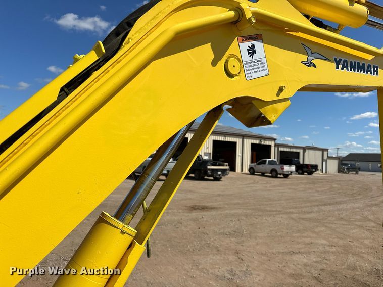 image for item EJ8997 2012 Yanmar Vi035-5B mini excavator