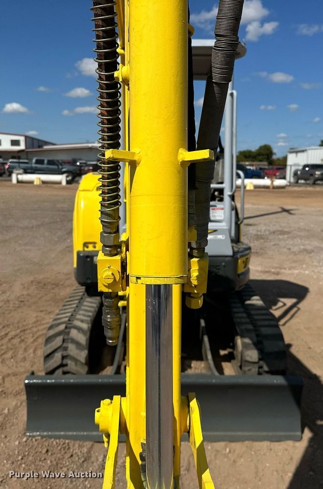 image for item EJ8997 2012 Yanmar Vi035-5B mini excavator