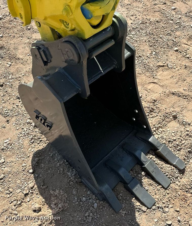 image for item EJ8997 2012 Yanmar Vi035-5B mini excavator