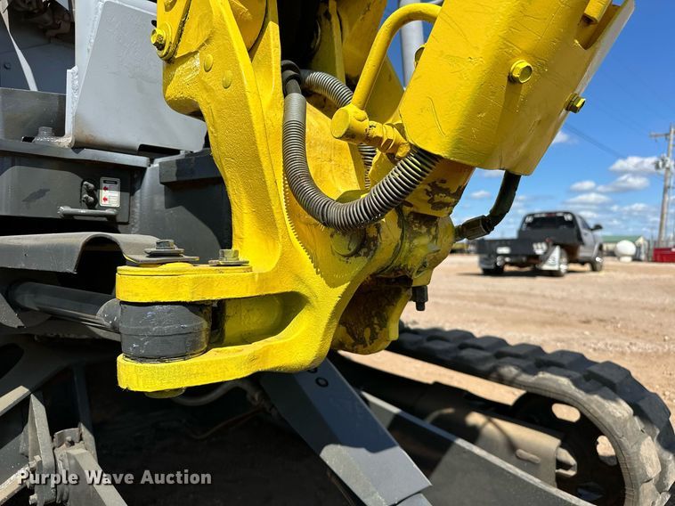 image for item EJ8997 2012 Yanmar Vi035-5B mini excavator