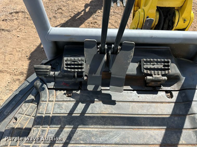 image for item EJ8997 2012 Yanmar Vi035-5B mini excavator