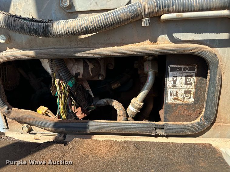 image for item EJ8997 2012 Yanmar Vi035-5B mini excavator