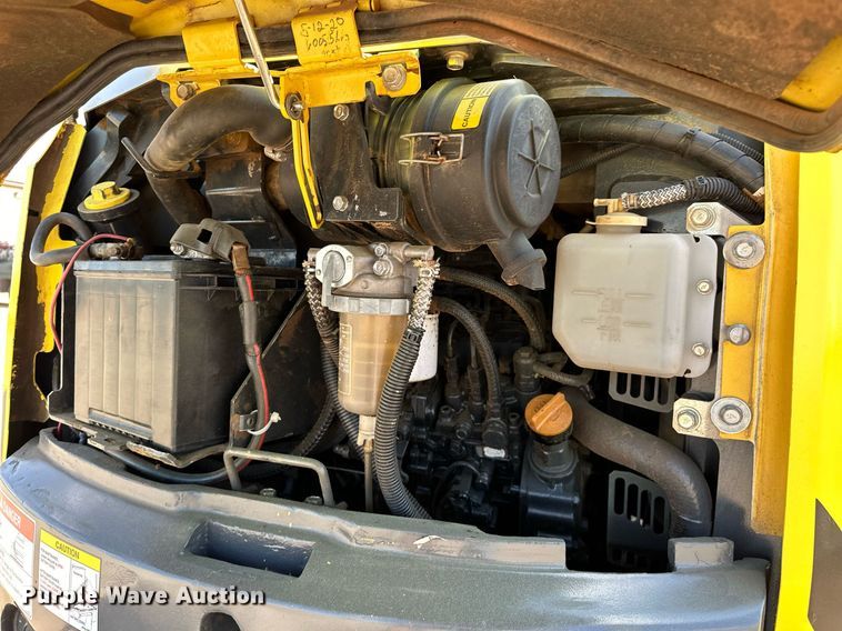 image for item EJ8997 2012 Yanmar Vi035-5B mini excavator