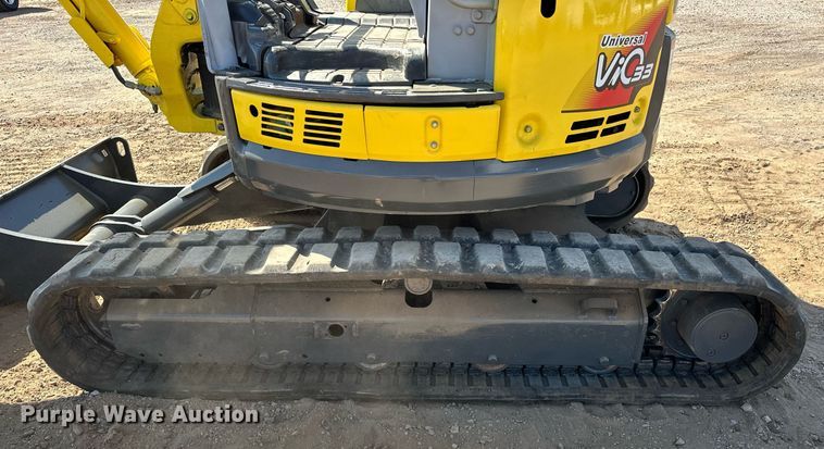 image for item EJ8997 2012 Yanmar Vi035-5B mini excavator