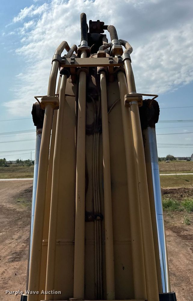 image for item EK0008 2011 Caterpillar  336E L excavator