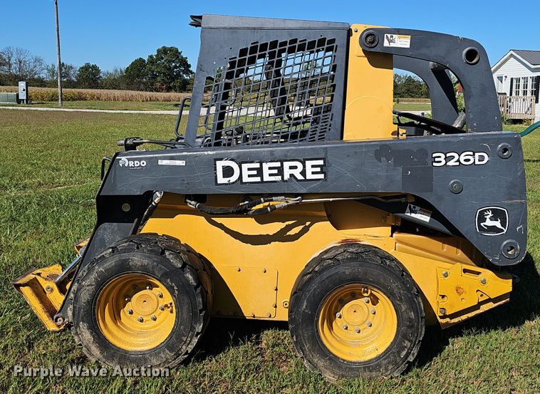 image for item EK0842 2012 John Deere  326D skid steer loader