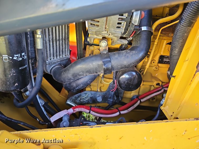 image for item EK0842 2012 John Deere  326D skid steer loader