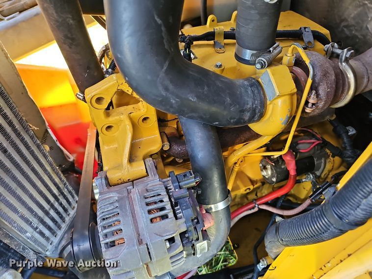 image for item EK0842 2012 John Deere  326D skid steer loader