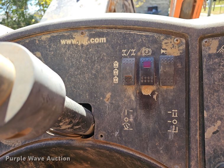 image for item EK0883 2009 JLG G12-55A telehandler