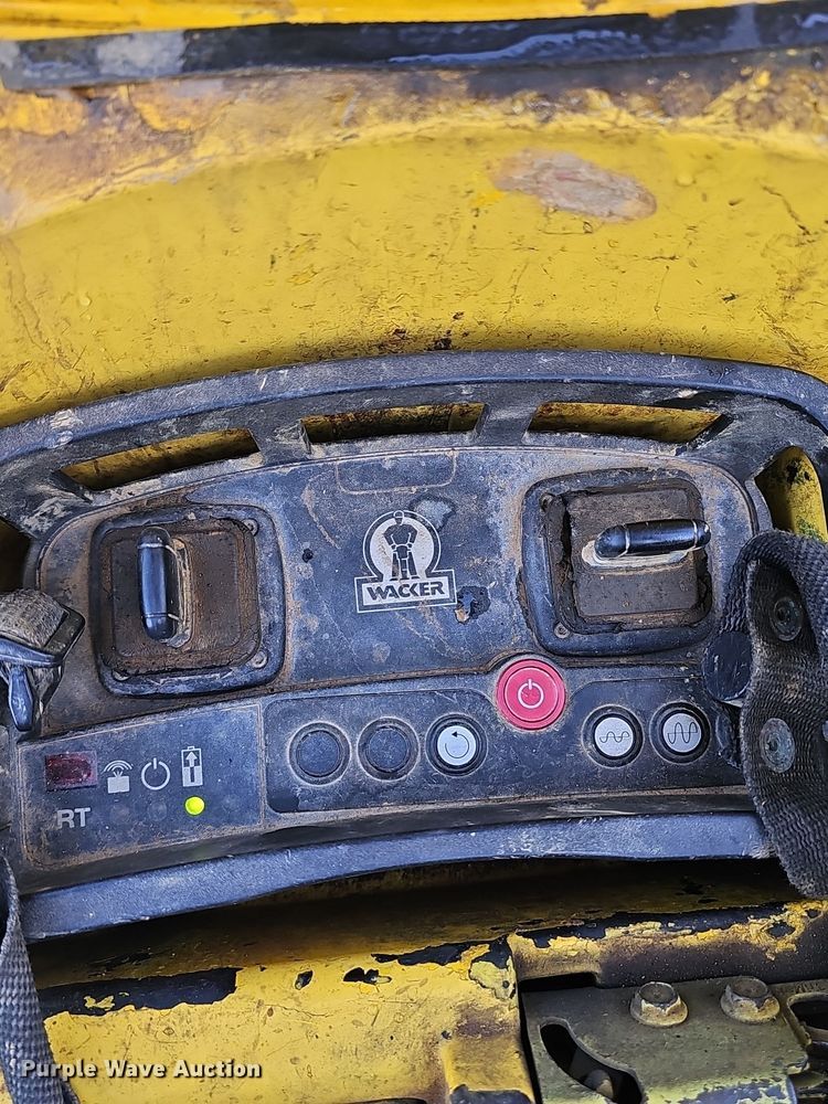 image for item EK0891 2008 Wacker RT trench compactor