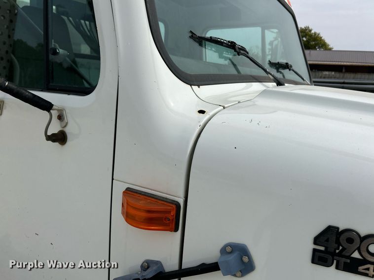 image for item EK3326 1997 International  4900 sewer jetter truck