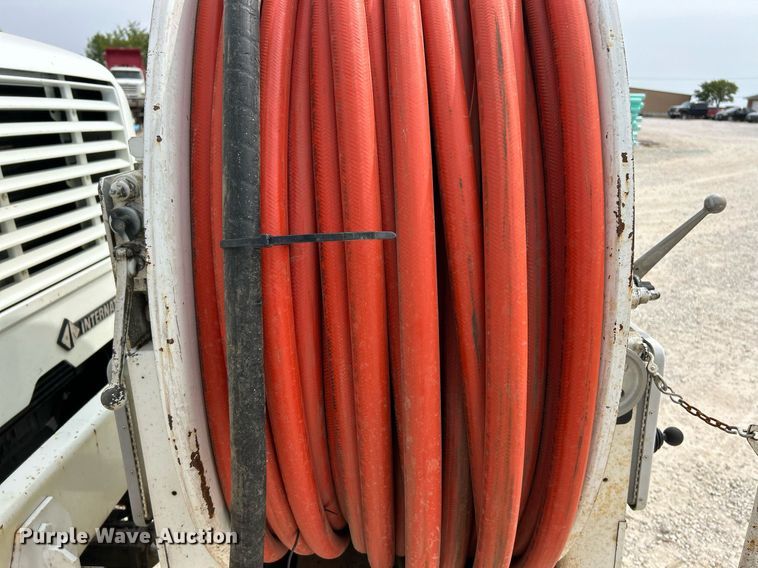 image for item EK3326 1997 International  4900 sewer jetter truck