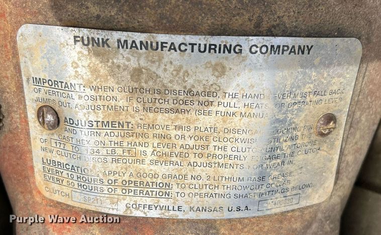 image for item EK3326 1997 International  4900 sewer jetter truck